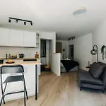 Bhh Living - Zentrale Lage, Ruhige Naechte, Perfekter Komfort Aparthotel Dusseldorf