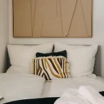 Bhh Living - Zentrale Lage, Ruhige Naechte, Perfekter Komfort Aparthotel Dusseldorf