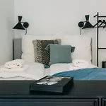 Aparthotel Bhh Living - Zentrale Lage, Ruhige Naechte, Perfekter Komfort