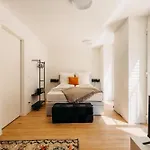 Aparthotel Bhh Living - Zentrale Lage, Ruhige Naechte, Perfekter Komfort Dusseldorf