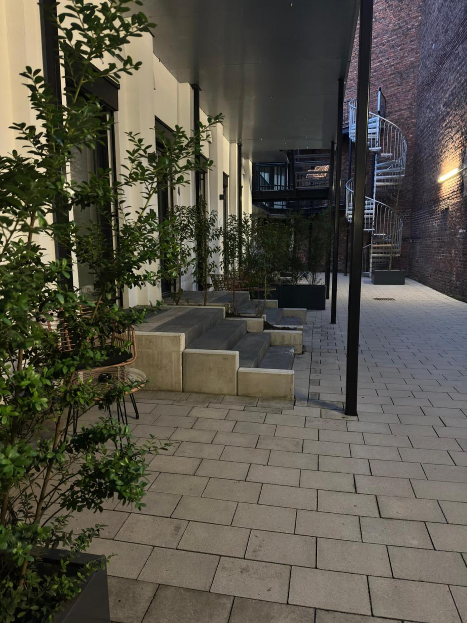 Bhh Living - Zentrale Lage, Ruhige Naechte, Perfekter Komfort Aparthotel 3*