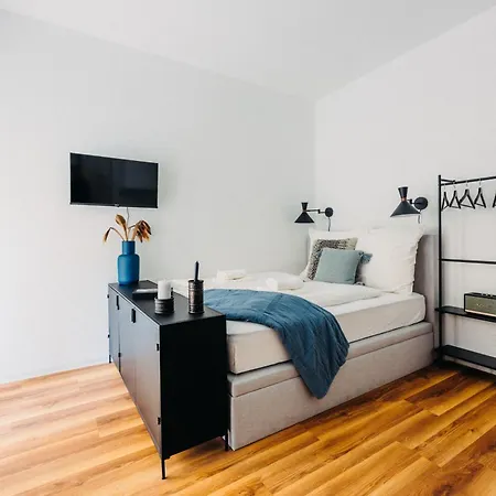 Bhh Living - Zentrale Lage, Ruhige Naechte, Perfekter Komfort