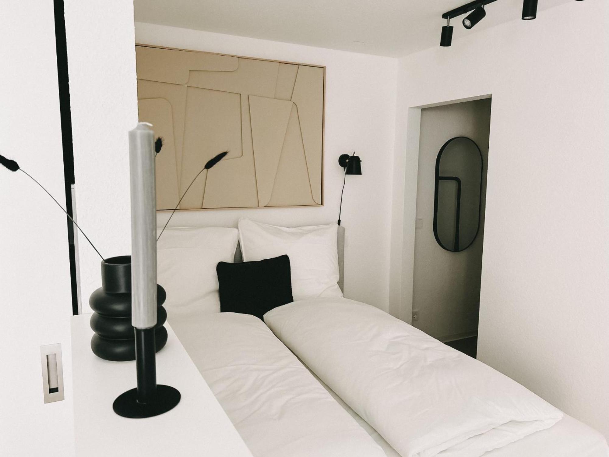 Bhh Living - Zentrale Lage, Ruhige Naechte, Perfekter Komfort Aparthotel 3*