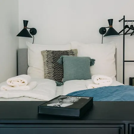 Aparthotel Bhh Living - Zentrale Lage, Ruhige Nächte, Perfekter Komfort