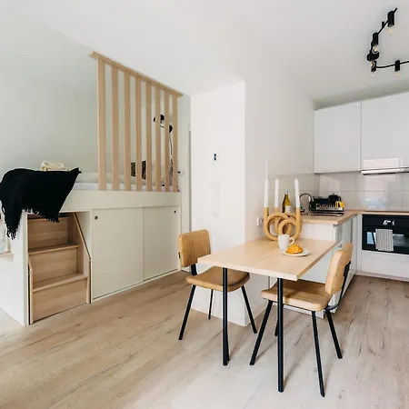 Aparthotel Bhh Living - Zentrale Lage, Ruhige Nächte, Perfekter Komfort Düsseldorf