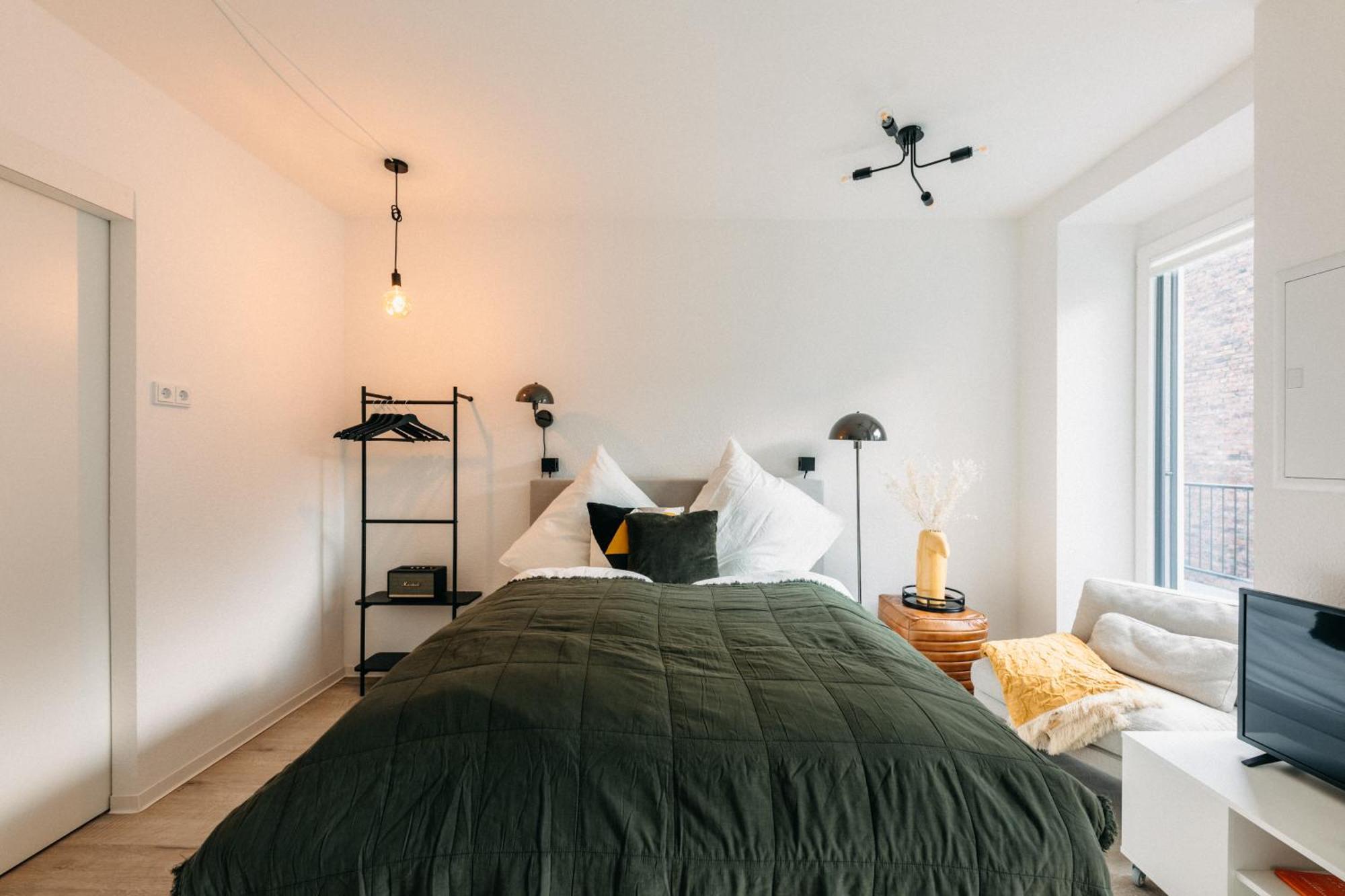 Bhh Living - Zentrale Lage, Ruhige Naechte, Perfekter Komfort
