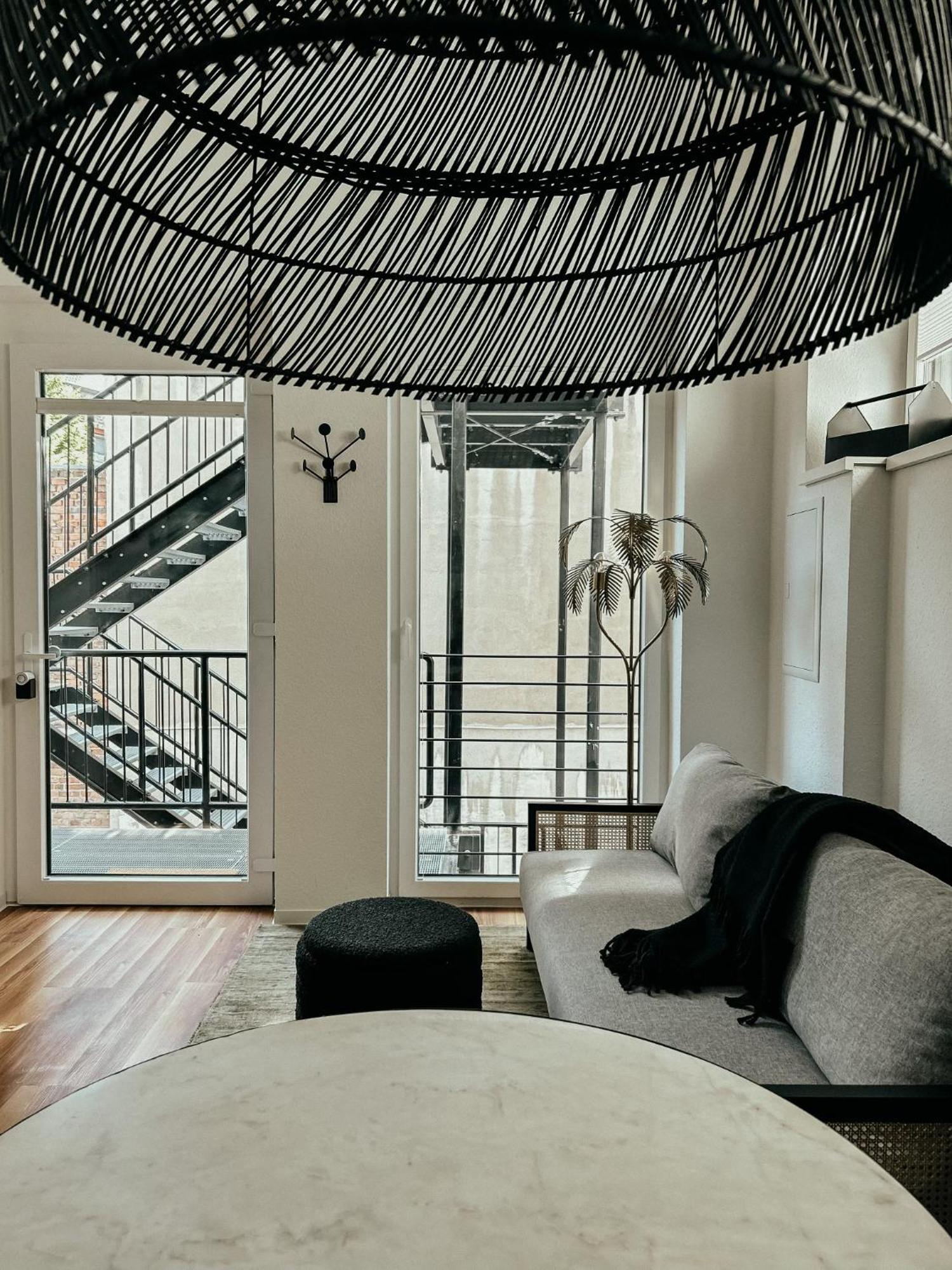 Bhh Living - Zentrale Lage, Ruhige Naechte, Perfekter Komfort Aparthotel